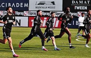 Beşiktaş, Antalyaspor maçının hazırlıklarına...
