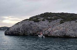 Bodrum’da bot kayalıklara çarptı: 4 yaralı