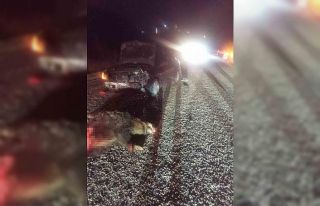 Bolu’da domuza çarpan otomobil hurdaya döndü:...