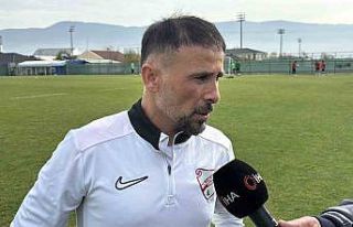 Boluspor Teknik Direktörü Arslan: "Ayaklarımız...