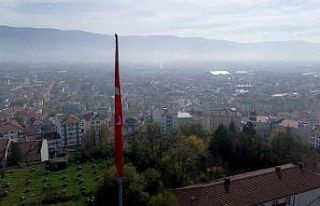 Bolu’yu sis tabakası kapladı