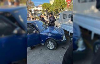 Bursa’da direksiyon hakimiyetini kaybeden sürücü...