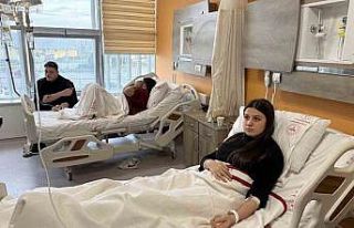 Bursa’da yedikleri midyeden zehirlenen 4 genç hastaneye...