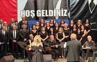 Büyükşehir, Atatürk’ü türkülerle andı