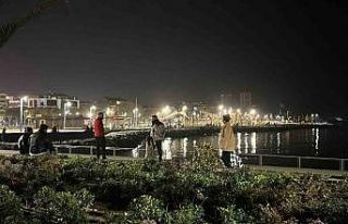 Depremde hasar gören İskenderun sahili düzenleme...