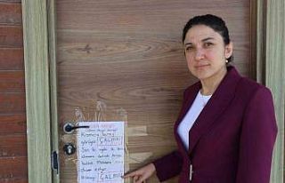 Depremzede öğrencilerin eğitim gördüğü kütüphaneye...