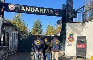 Diyarbakır’da 8 yıldır aranan şahıs yakalandı