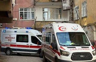 Diyarbakır’da apartmanda priz kaynaklı yangın:...