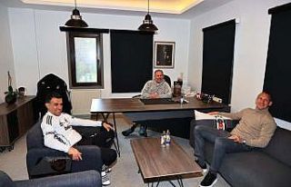 Domagoj Vida’dan Beşiktaş’a ziyaret