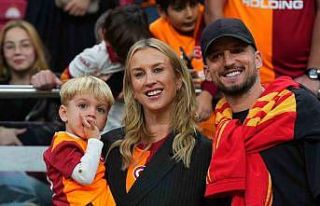 Dries Mertens ve ailesi, RAMS Park’ta