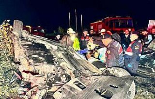 Edirne’de hatalı sollama zincirleme kazaya neden...