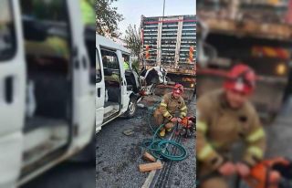 Edremit’te zincirleme kaza: 6 yaralı