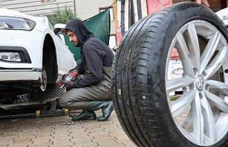 Elazığ’da kış lastiği için son gün yoğunluğu