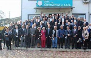 Emektar öğretmenlere vefa