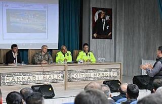 Emniyet Müdürü Ayata, şoför esnafıyla bir araya...