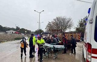 Erdek’te kamyon ile motosiklet çarpıştı: 1 yaralı