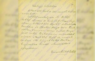 Erzurum Valisine İstiklal Madalyası