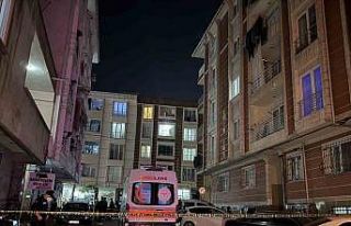 Esenyurt’ta binada yapılan ilaçlama nedeniyle...