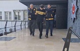 Eşini 45 yerinden bıçaklayan cani koca tutuklandı