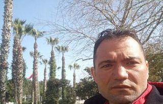 Evinde ölü olarak bulundu