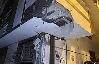 Eyüpsultan’da sokağa dalan vinç dehşet saçtı:...