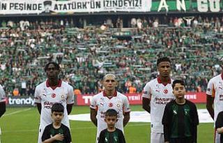 Galatasaray’da 2 değişiklik