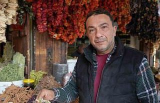 Gaziantep’te hasta olan vatandaşlar çareyi aktarlarda...