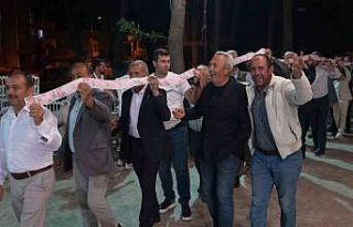 Gelin ve damada 15 metrelik para kurdelesi