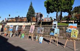 "Genç Eller Camide Renkler" sergisi açıldı