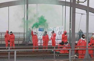 Hamburg limanını kapatan göstericiler, İsrail’e...