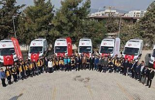 Hatay’da 12 yeni ambulans hizmete alındı