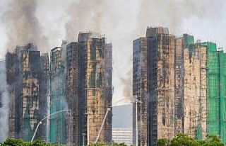 Hong Kong’taki yangın faciasıyla ilgili 3 gözaltı