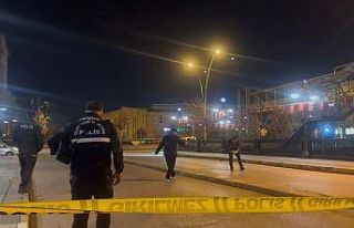 Husumetli grup arasında silahlı kavga: 1 yaralı