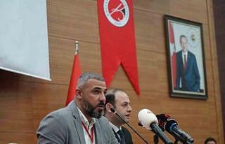 İsrail saldırısında bir bacağını kaybeden Filistinli...