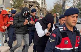 Jandarmanın operasyonla yakaladığı 3 tefeci tutuklandı