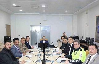 Kars’ta Karayolları Trafik Levhalarının Sadeleştirilmesi...