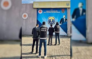 Kars’ta kesinleşmiş hapis cezası bulunan 2 kişi...