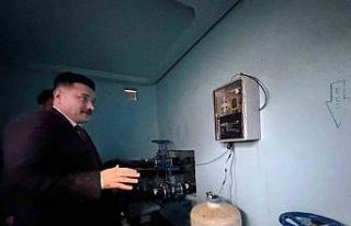 Kaymakam Acar yapımı biten su deposunda incelemelerde...