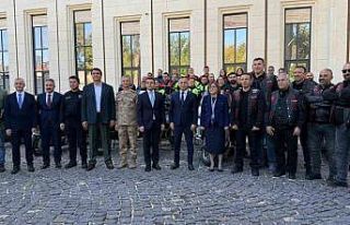 "Kebap dumansız, motor kasksız olmaz"...