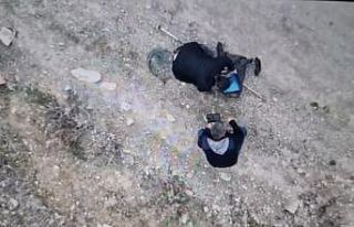 Kızılırmak Nehri’nde elektrikle avlanan şahıslar...