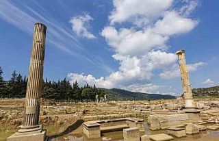 Klaros Antik Kenti, Saya Holding’in sponsorluğunda...