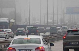 Kocaeli’de etkili olan sis sürücülere zor anlar...