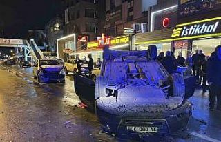 Küçükçekmece’de E5 yan yolda zincirleme kaza:...