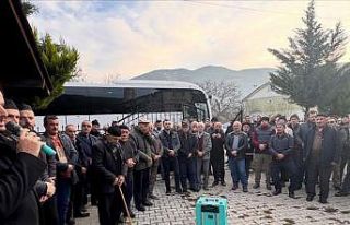 Kutsal topraklara dualarla uğurlandılar