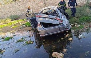 Mardin’de otomobil dere yatağına devrildi: 1 ölü,...