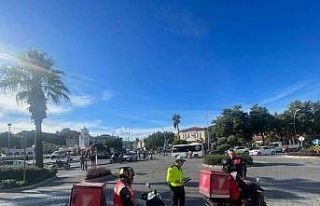 Marmaris’te motorlu kuryeler denetlendi