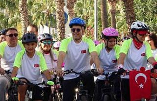 Mersin’de yaşlısından gencine bisiklet tutkunları...