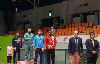 Millî güreşçi Berke Nergiz, Tokyo’dan madalyayla...