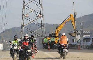 Motosiklet sürücülerinin tehlikeli ‘eğitim pisti’...