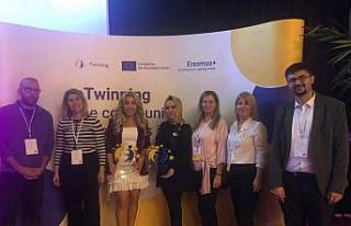 Nazilli Lisesi öğretmeni Avrupa’da Türkiye’yi...